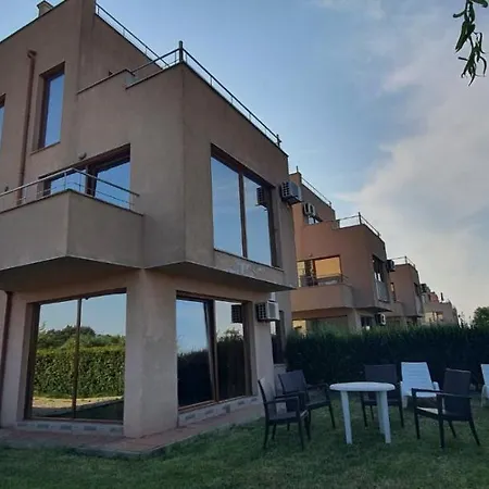 7a Villa Lozenets